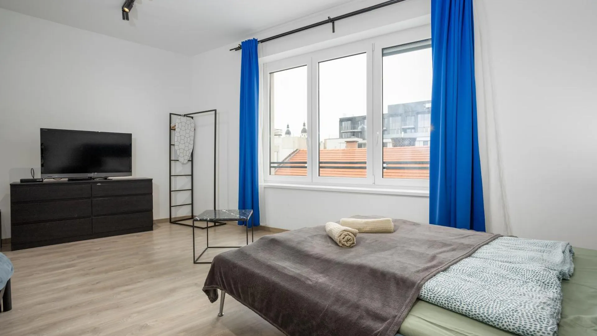 Brandnewtranquil Apartment With Free Parking Budapest